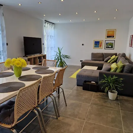 Houbovy Vrch Apartment Horni Plana