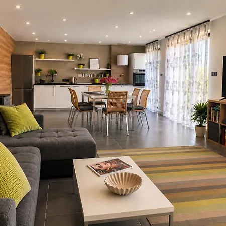 Houbovy Vrch Apartman *
